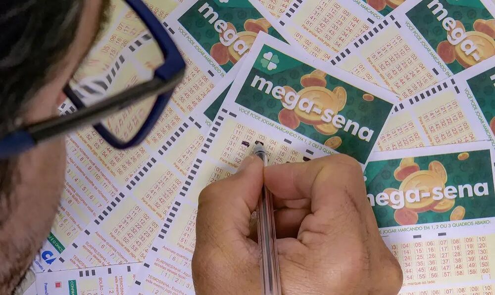 Mega-Sena sorteia prêmio estimado em R$ 30 milhões neste sábado