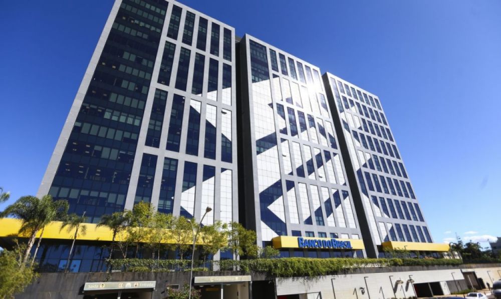 Rombo bilionário na Previ ameaça desempenho financeiro do Banco do Brasil