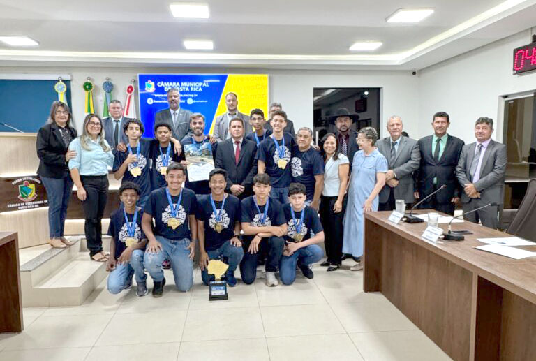 CAMPEÕES DE OURO! CÂMARA DE COSTA RICA HOMENAGEIA EQUIPE DE VOLEIBOL