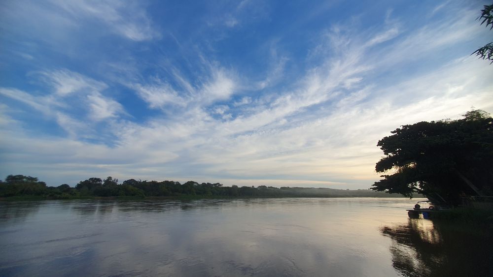 1865: Guerra do Paraguai: expedição brasileira chega ao rio Taquari