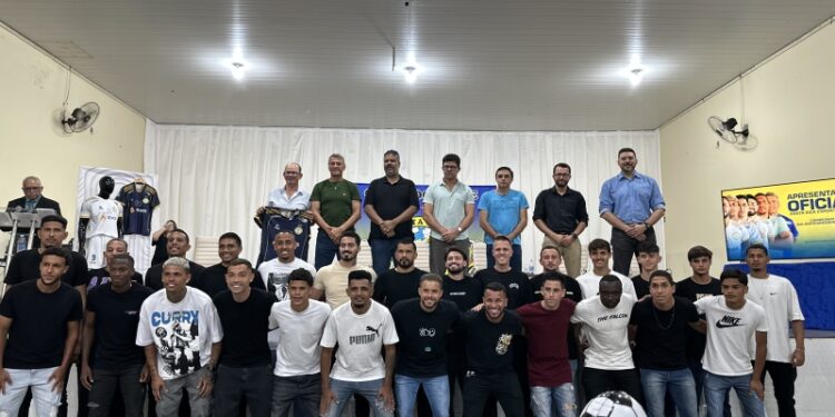 CREC apresenta elenco e comissão técnica e inicia oficialmente a caminhada rumo à temporada 2026