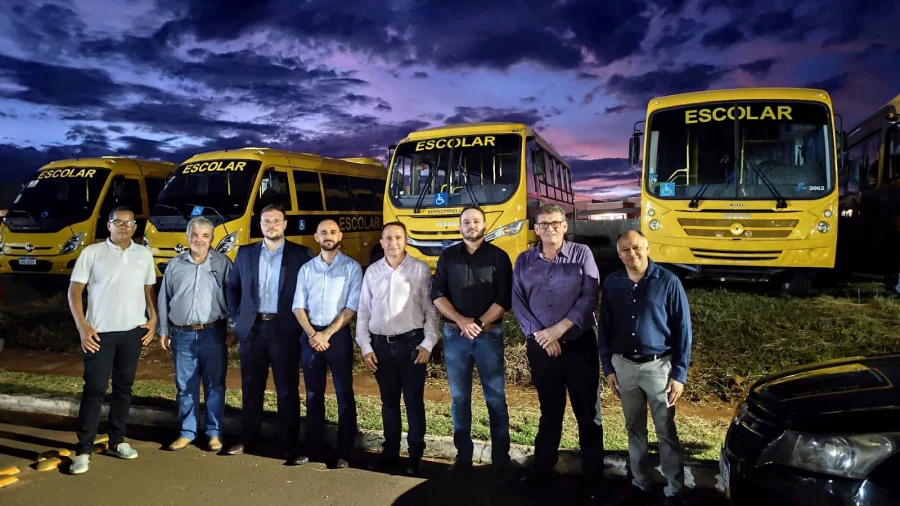 Frota Renovada: Paraíso das Águas fecha 2025 com quatro novos ônibus escolares entregues à população