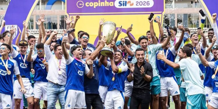Cruzeiro conquista o Bi da Copinha em final épica no Pacaembu