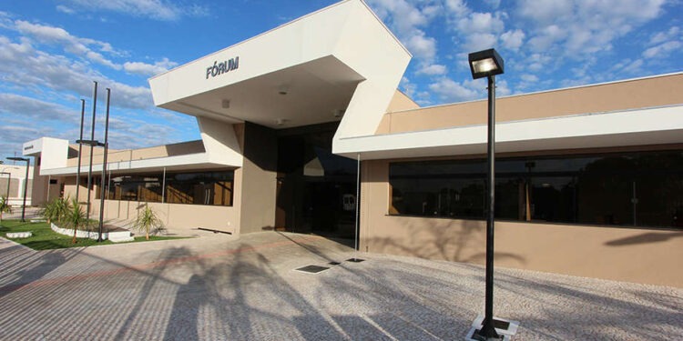 Comarca de Coxim abre seleção de estágio para Direito, Psicologia e Serviço Social