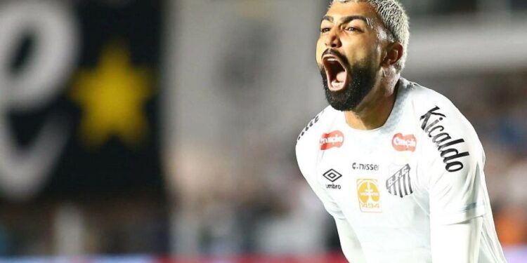 Gabigol marca nos acréscimos e Santos arranca empate contra o Corinthians na Vila Belmiro