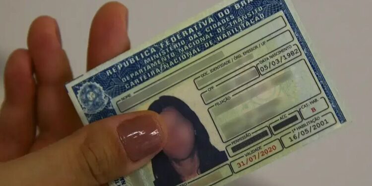 CNH para bom condutor tem renovação automática a partir de hoje