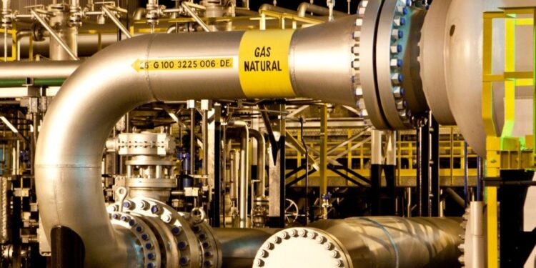 2026 começa com fôlego extra: Petrobras retoma importação em massa de gás e receita de MS deve disparar