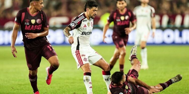 Recopa: Flamengo cai diante do Lanús na Argentina e precisará de virada no Maracanã