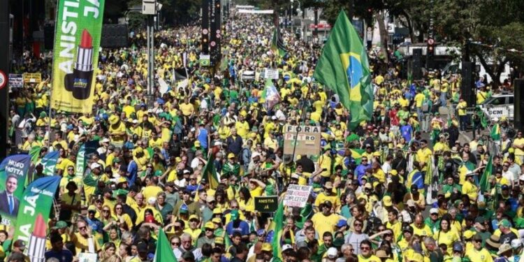 Oposição convoca ato na Avenida Paulista contra Governo Lula e ministros do STF