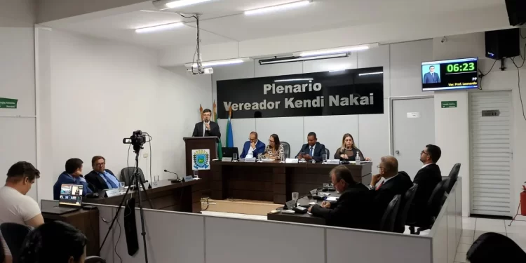 Internet em ambulância, novos terrenos e estradas rurais; veja o que os vereadores pediram