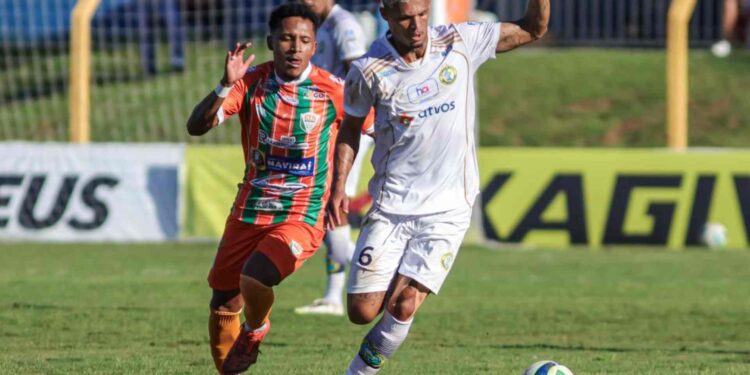 Naviraiense empata com Costa Rica e segue líder do Sul-Mato-Grossense