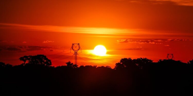 Alerta Meteorológico: Bolha de ar quente eleva temperaturas para até 40°C neste fim de semana em MS