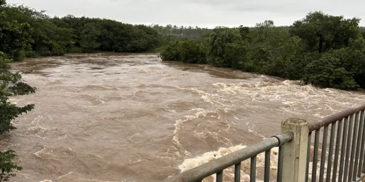 Costa Rica em Calamidade: Rio Sucuriú transborda e Parque Salto do Sucuriú suspende atividades