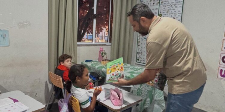 Alcinópolis fortalece o aprendizado com a entrega de materiais do MS Alfabetiza