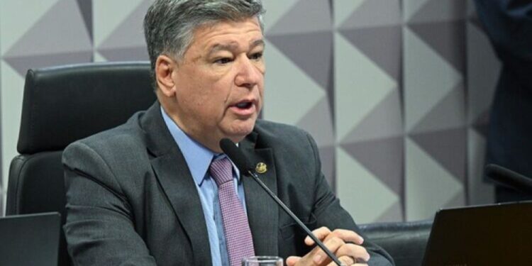 “Fim do sonho dos aposentados”, desabafa Carlos Viana após STF barrar CPMI