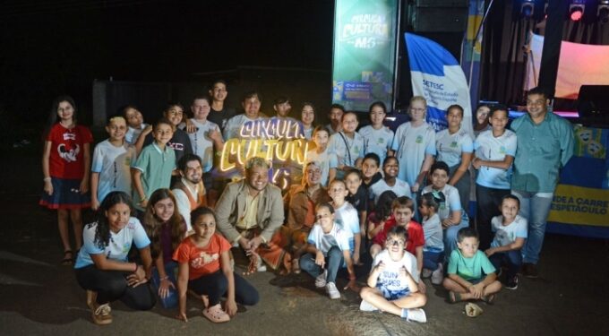 Circuito Cultura MS encanta com teatro, música e valorização da cultura local, em Figueirão