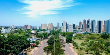 Domingo de calor e pancadas de chuva marcam o tempo em MS