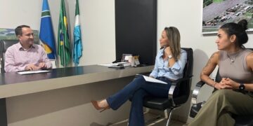 Prefeitura e Polícia Civil firmam parceria para implantação da Sala Lilás e ampliação da delegacia