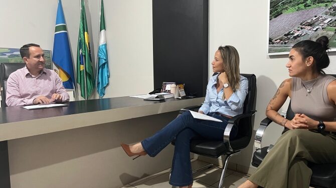 Prefeitura e Polícia Civil firmam parceria para implantação da Sala Lilás e ampliação da delegacia