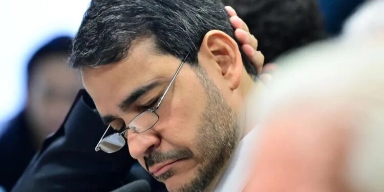 Senado rejeita Messias e impõe derrota histórica do governo Lula