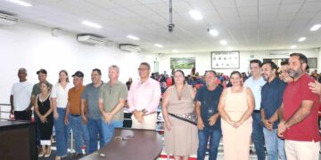 Cine Câmara: Estreia de projeto leva cinema e integração para alunos e comunidade