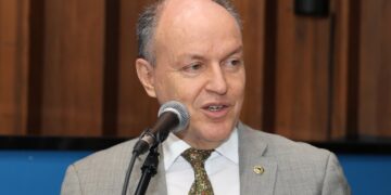 Deputado Junior Mochi ressalta a importância da implantação do curso de Medicina em Coxim