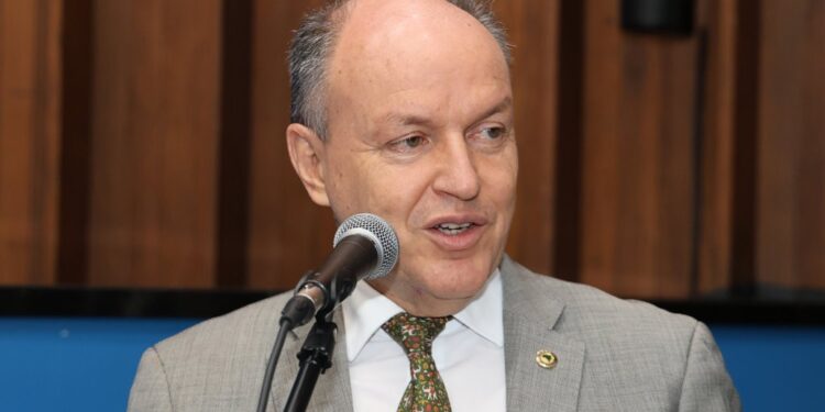 Deputado Junior Mochi ressalta a importância da implantação do curso de Medicina em Coxim