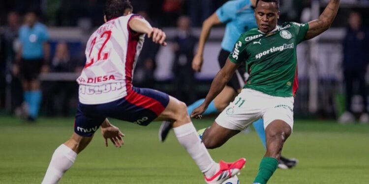 Noite de Balde de Água Fria: Palmeiras perde invencibilidade para o Cerro Porteño e se complica na Libertadores