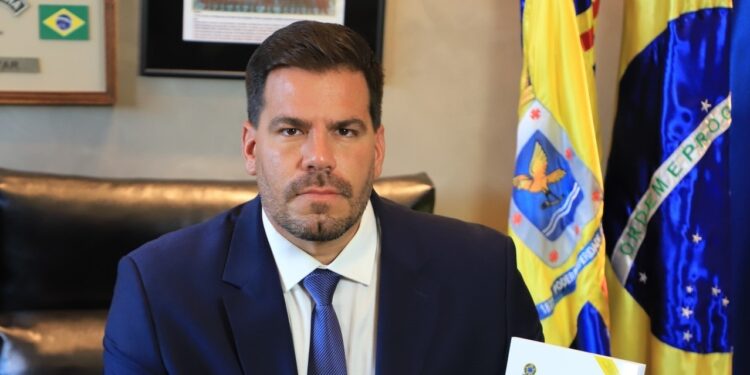 “Segurança pública não pode virar prioridade apenas em período pré-eleitoral”, diz Capitão Contar sobre programa federal de combate ao crime organizado
