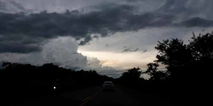 Vem frio? Massa de ar polar avança e provoca chuva em MS
