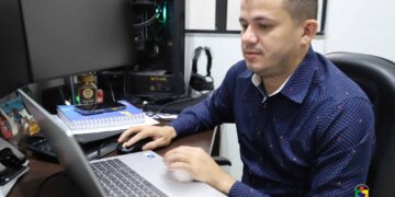 Câmara de Alcinópolis recebe visita de especialista em segurança digital