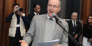 Mochi solicita veículo para fortalecer ações de planejamento urbano e habitação em Coxim