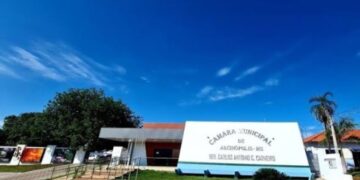 Gestão Administrativa: Câmara de Alcinópolis adota turno reduzido de atendimento durante recesso de julho