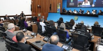 Seminário sobre violência contra a pessoa idosa reúne especialistas na Assembleia