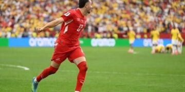 Suíça bate Colômbia nos pênaltis e volta às quartas da Copa após 72 anos
