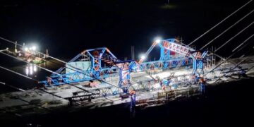 Em noite histórica, ponte Bioceânica é concluída com fechamento do vão central e avança para obras de acabamento e dos acessos