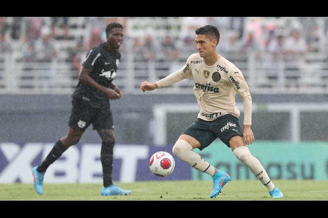 Palmeiras arranca empate do Bragantino e se mantém invicto no Paulista