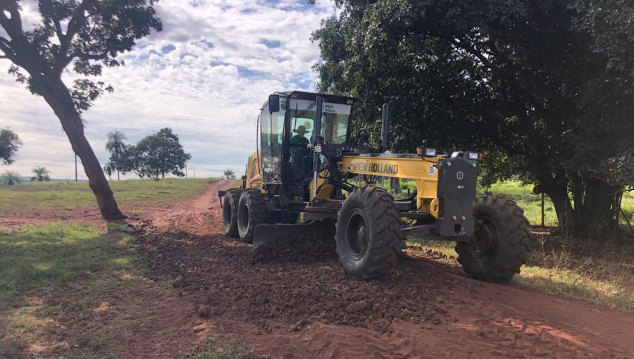 ” Figueirão ” Secretaria de Infraestrutura está fazendo manutenção nas estradas vicinais