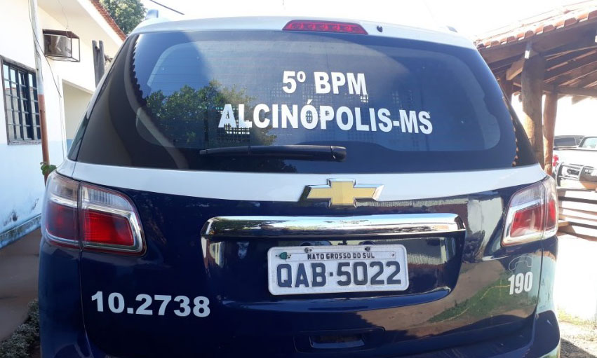 Polícia Militar prende homem em flagrante por agredir e lesionar esposa em Alcinópolis