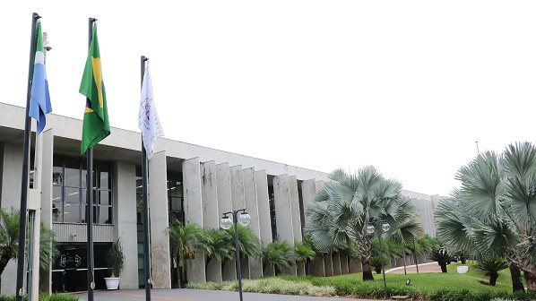 TJMS divulga edital de concurso para Analista Judiciário com salários de R$ 6,8 mil