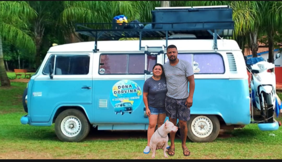CASAL de Chapadão do Sul cai na estrada à bordo da “Dona Dorvina, o Mundo é Meu Quintal”. Previsão é três anos de viagem