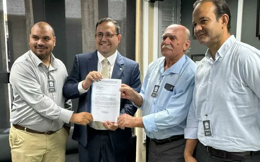 Juvenal anuncia a liberação de R$ 100 mil reais de emenda do deputado Márcio Fernandes
