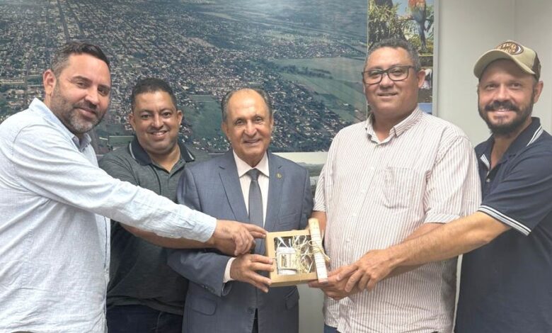 Prefeito de Alcinópolis cumpre agenda em Campo Grande, se reúne com autoridades estaduais e garante recursos para o município.