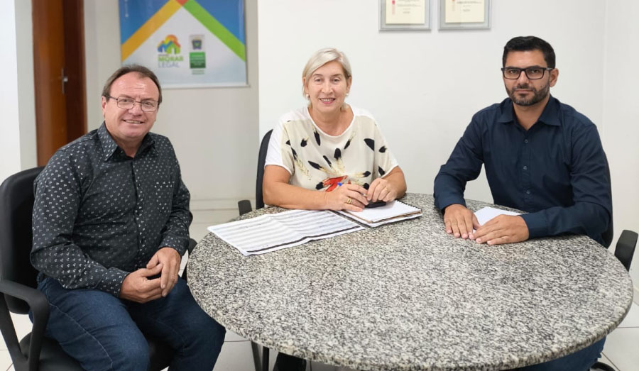 Vereadores buscam informações sobre retomada do Programa Lote Urbanizado em Paraíso das Águas e distritos