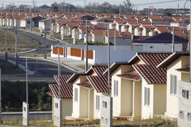 Projeto aprovado de Magno Almeida amplia cotas habitacionais para servidores públicos e grupos vulneráveis