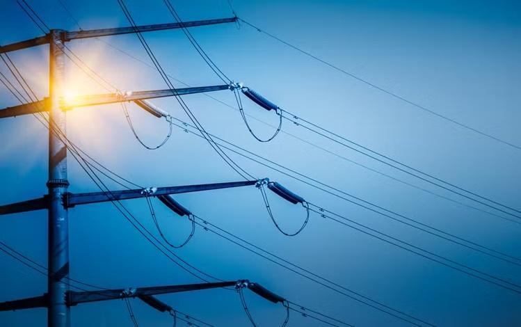 Conta de luz fica mais cara em maio; veja dicas de como economizar