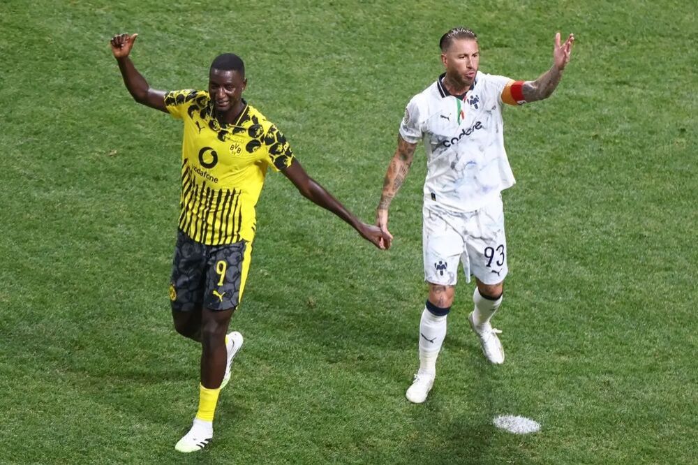 Borussia bate Monterrey e pega o Real Madrid nas quartas do Mundial