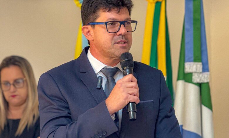 Prefeito Cleverson descarta candidatura em 2026 e reafirma foco total na gestão de Costa Rica