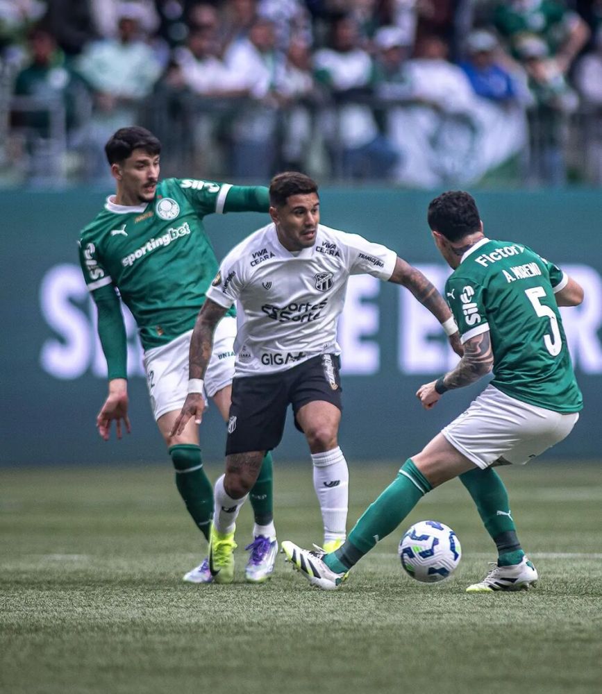 Palmeiras vira sobre o Ceará com gol de Vitor Roque e renova fôlego no Brasileiro