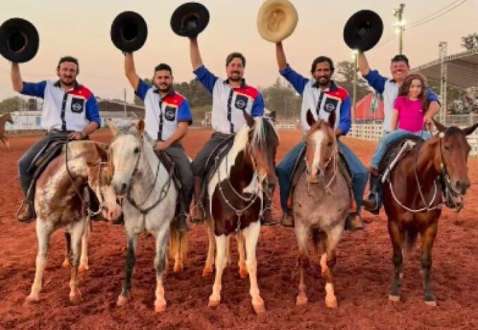 Figueirão conquista Taça de Ouro no 38º Encontro Estadual de Laço Comprido